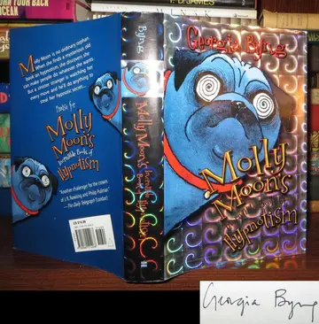 Cover of Molly Moon's Incredible Book of Hypnotism