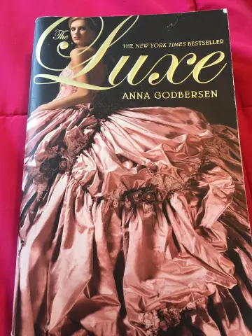 Cover of The Luxe