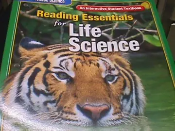Cover of Glencoe Life Iscience, Grade 7, Reading Essentials