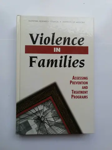 Cover of Violence in Families