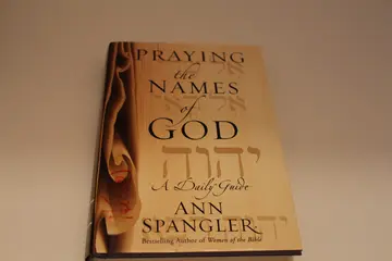 Cover of Praying the Names of God