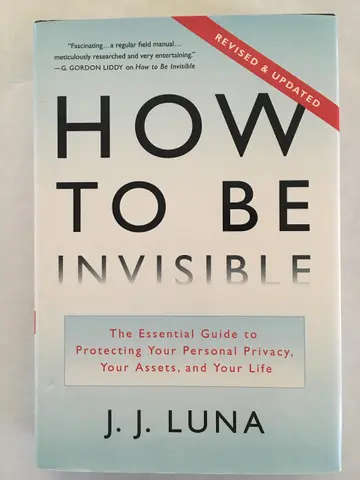 Cover of How to Be Invisible