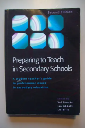 Cover of Preparing to Teach in Secondary Schools