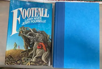 Cover of Bth-Footfall