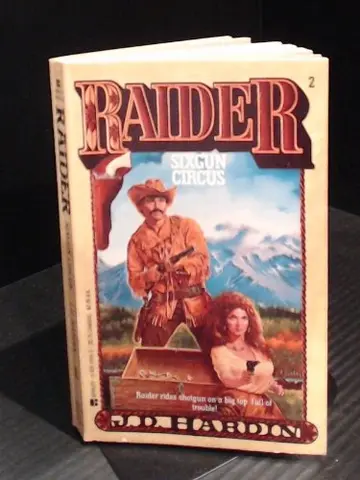 Cover of Raider/sixgun Circus