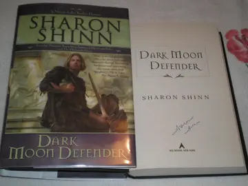 Cover of Dark Moon Defender