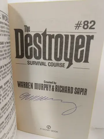 Cover of Destroyer 082