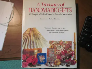 Cover of A Treasury of Handmade Gifts