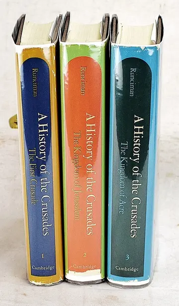 Cover of A History of the Crusades 3 Volume Hardback Set