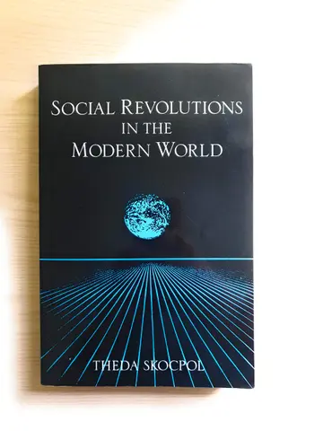 Cover of Social Revolutions in the Modern World