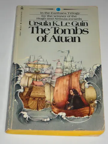 Cover of The Tombs of Atuan