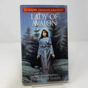 Cover of Lady of Avalon