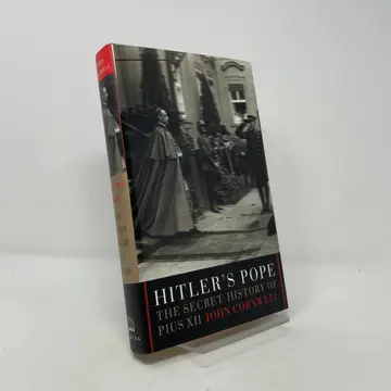 Cover of Hitler's Pope