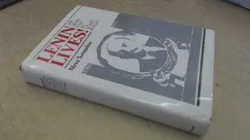 Cover of Lenin Lives – The Lenin Cult in Soviet Russia