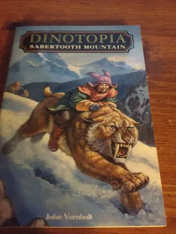 Cover of Sabertooth Mountain (Dinotopia(R))