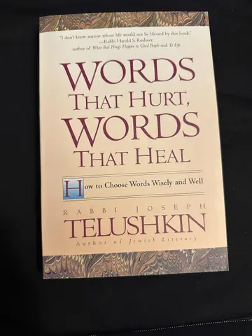 Cover of Words That Hurt, Words That Heal