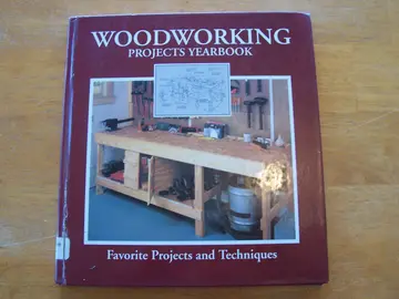Cover of Woodworking Projects Yearbook