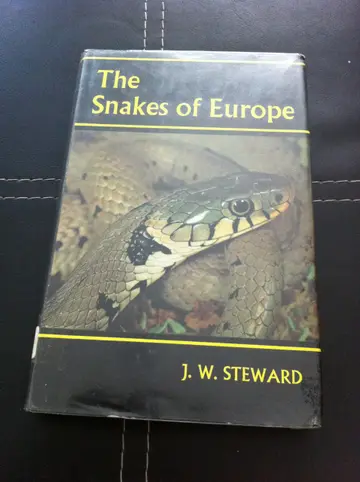 Cover of Snakes of Europe