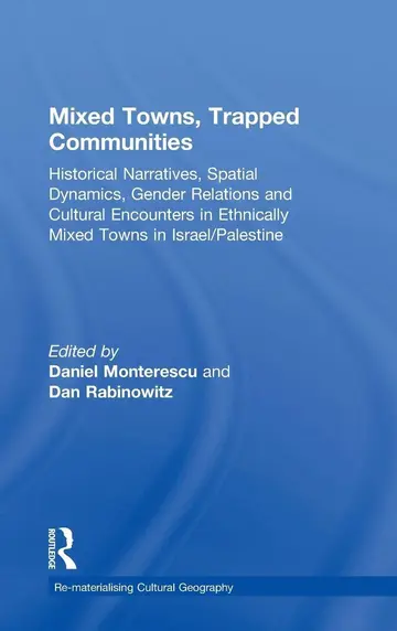 Cover of Mixed Towns, Trapped Communities
