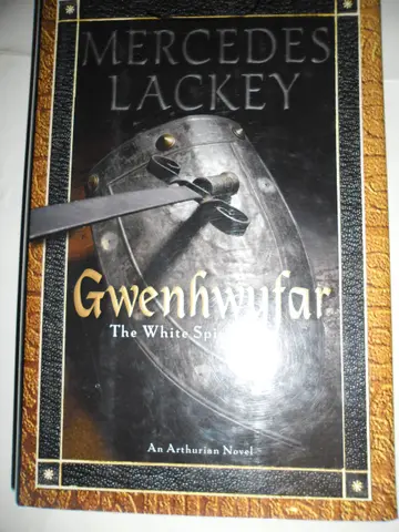 Cover of Gwenhwyfar