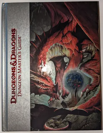 Cover of Dungeon Master's Guide - Deluxe Edition