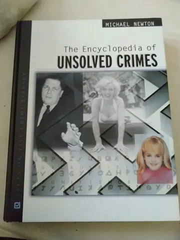 Cover of The Encyclopedia of Unsolved Crimes