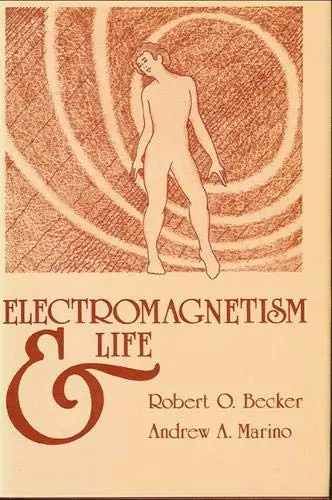 Cover of Electromagnetism and Life