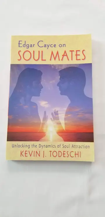 Cover of Edgar Cayce on Soul Mates