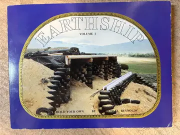Cover of Earthship