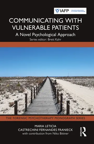 Cover of Communicating with Vulnerable Patients