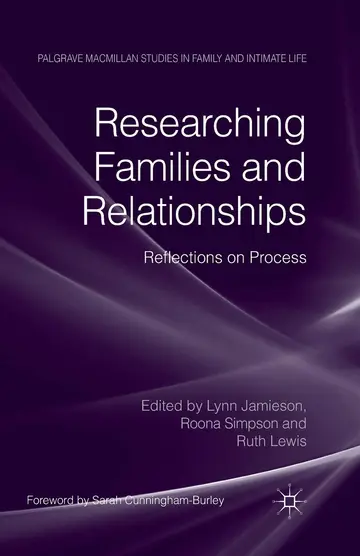 Cover of Researching Families and Relationships