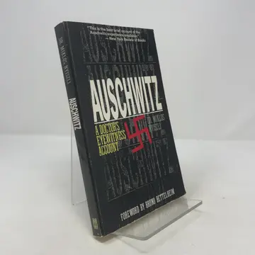 Cover of Auschwitz