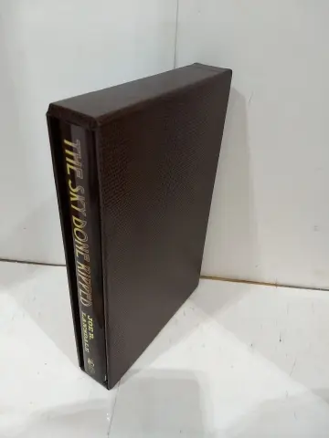 Cover of The Sky Done Ripped