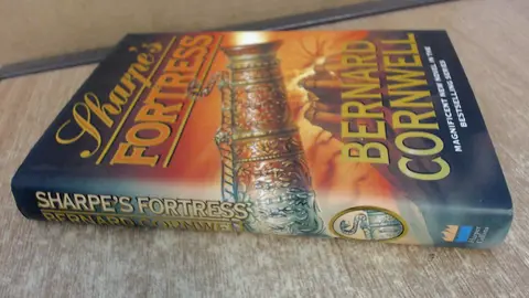 Cover of Sharpe’s Fortress