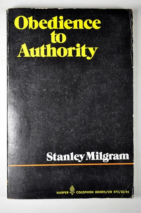Cover of Obedience to Authority
