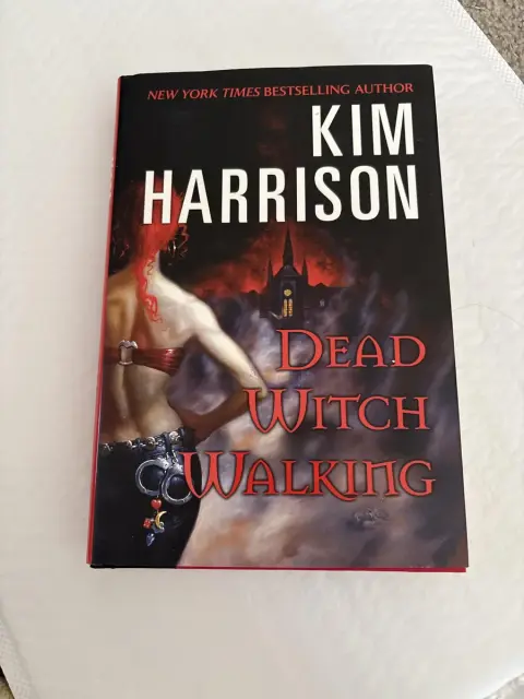 Cover of Dead Witch Walking