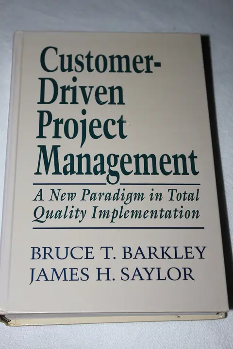 Cover of Customer-driven Project Management