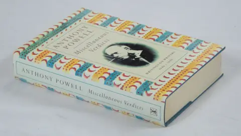 Cover of Writings on Writers