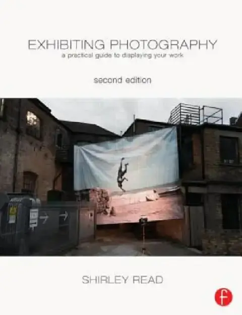 Cover of Exhibiting Photography