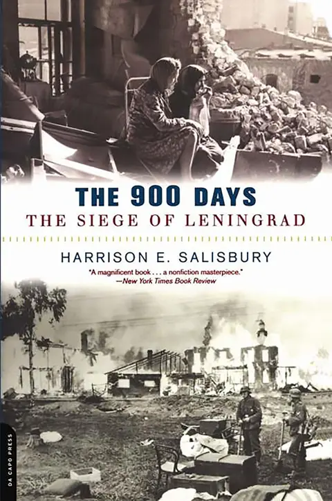 Cover of The 900 Days