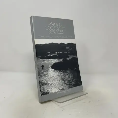 Cover of Valuing Ecosystem Services