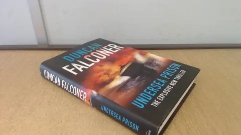 Cover of Undersea Prison