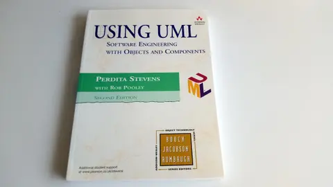 Cover of Using UML