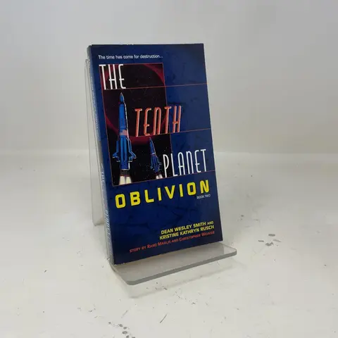 Cover of The Tenth Planet