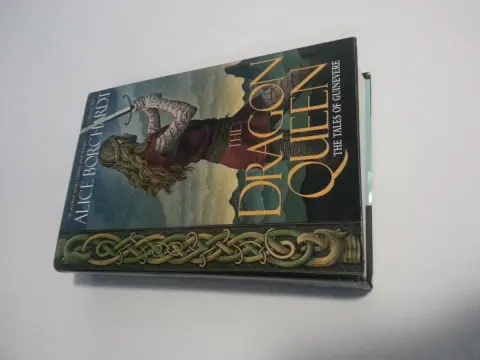 Cover of The Dragon Queen