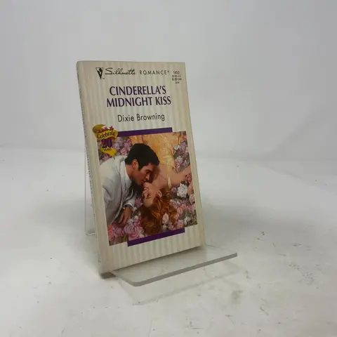 Cover of Cinderella'S Midnight Kiss