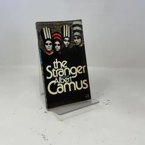 Cover of Stranger V2