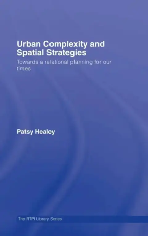 Cover of Urban Complexity and Spatial Strategies