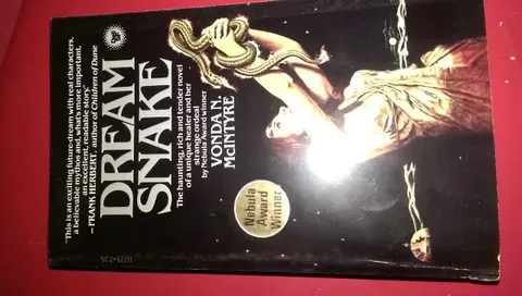 Cover of Dreamsnake