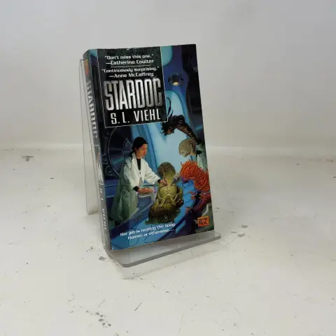 Cover of Stardoc
